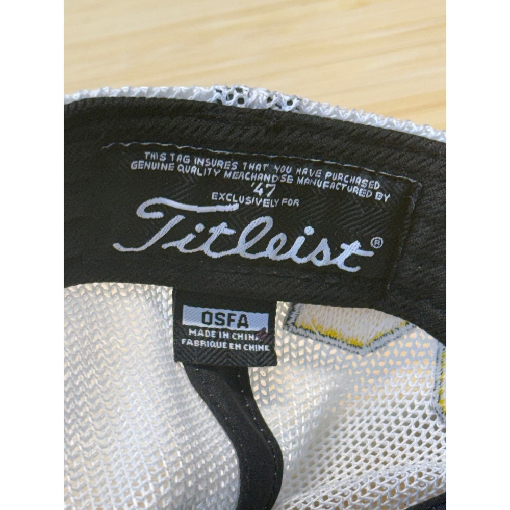 Titleist Michigan Wolverines Golf Hat Mens Navy White Mesh Snapback 47 Brand Cap - Picture 5 of 7